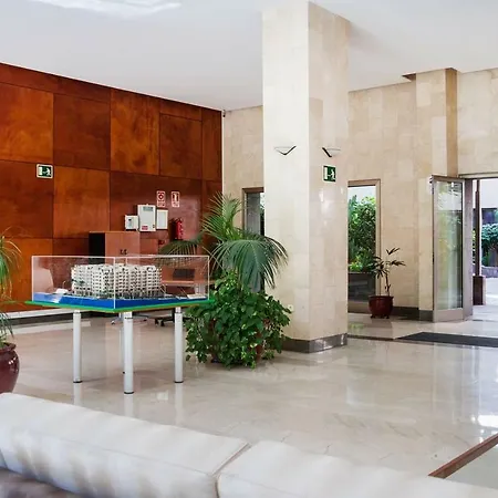 New Estrelitzia Luxury Apartamen Lägenhet