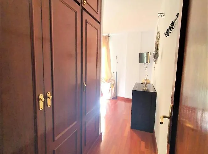 New Estrelitzia Luxury Apartamen *