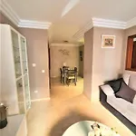 New Estrelitzia Luxury Apartamen *