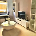 New Estrelitzia Luxury Apartamen Apartament