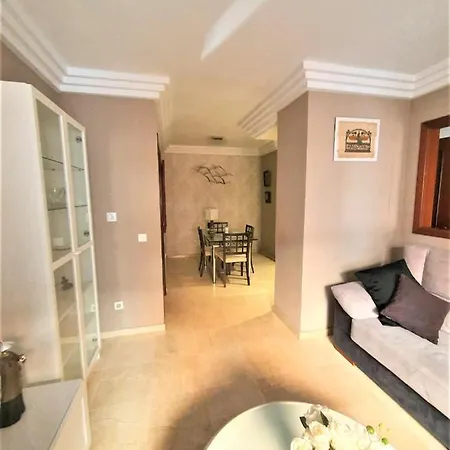 New Estrelitzia Luxury Apartamen *