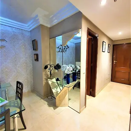 New Estrelitzia Luxury Apartamen